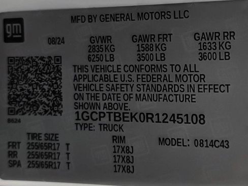 Used 2024 Chevrolet Colorado W/T w/ WT Convenience Package II AWD/4WD image 40