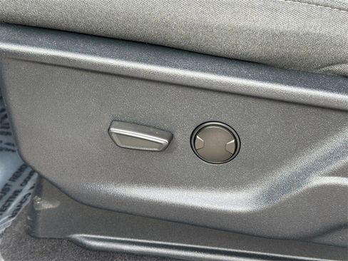 Used 2024 Ford F150 XLT image 22