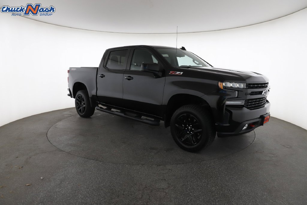 Used 2022 Chevrolet Silverado 1500 LT Trail Boss w/ Convenience Package II AWD/4WD image 2