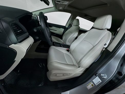 Certified 2026 Honda Odyssey EX-L image 11