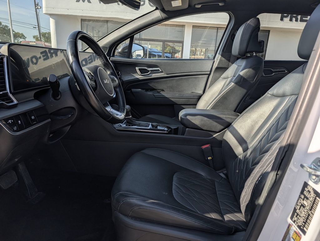 Used 2023 Kia Sportage X-Line w/ X-Line Premium Package AWD/4WD image 29