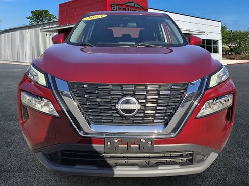 Used 2023 Nissan Rogue SV image 8