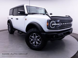 Used 2023 Ford Bronco Badlands AWD/4WD video 1