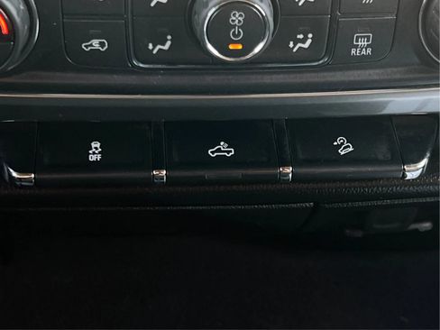 Used 2019 Chevrolet Silverado 2500 LT w/ All Star Edition AWD/4WD image 40
