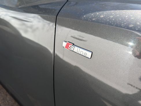 Used 2020 Audi Q3 2.0T Premium Plus w/ Premium Plus Package image 8