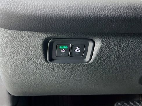 New 2026 Porsche Cayenne Base image 11