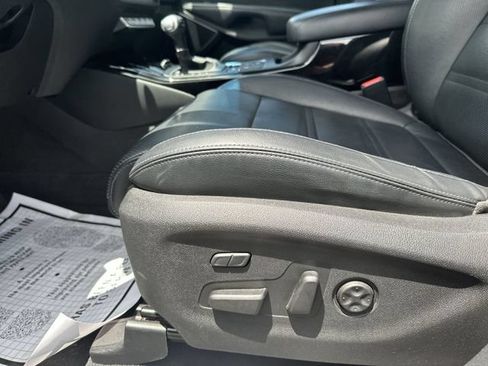 Used 2017 Kia Sorento SX AWD/4WD image 18