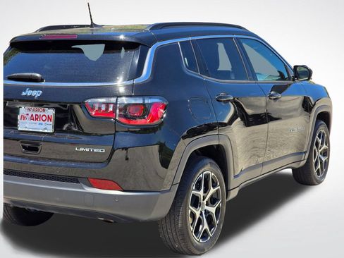 Used 2025 Jeep Compass Limited AWD/4WD image 50