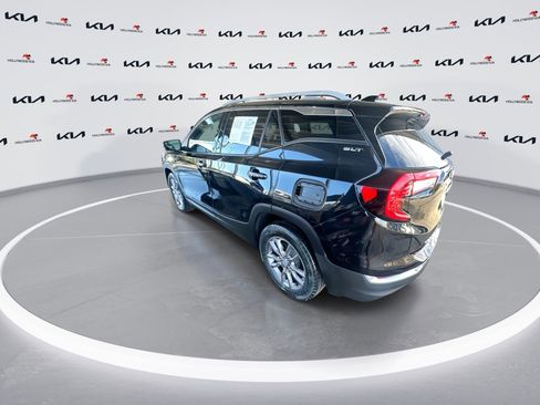 Used 2024 GMC Terrain SLT image 6