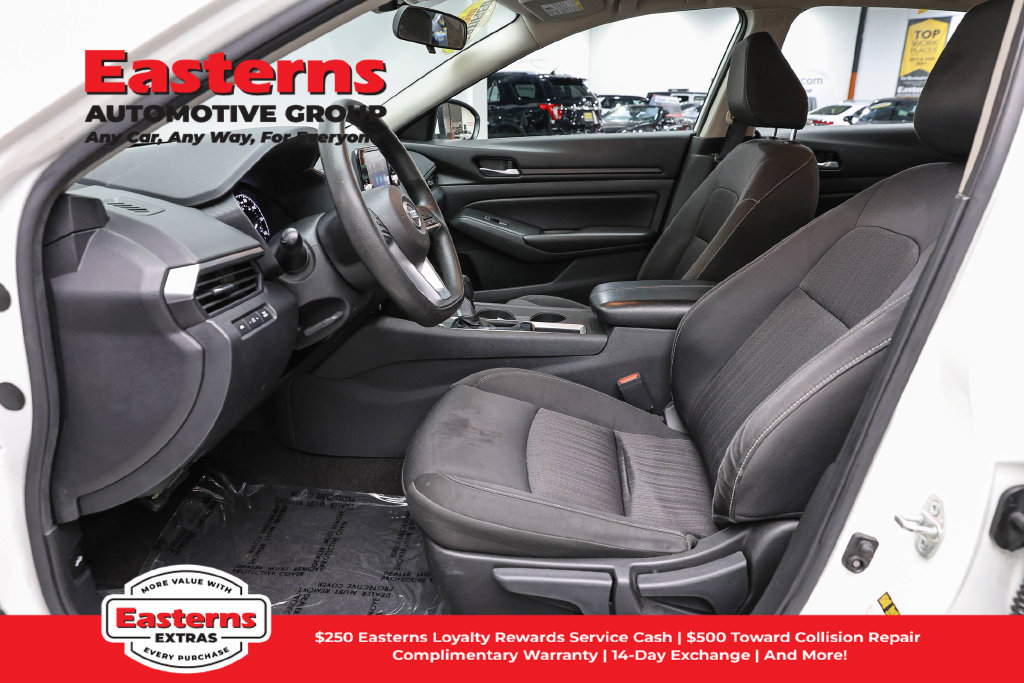 Used 2022 Nissan Altima 2.5 S FWD image 14