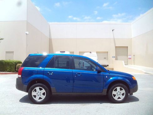 Used 2005 Saturn Vue AWD V6 w/ Safe & Sound Pkg image 7