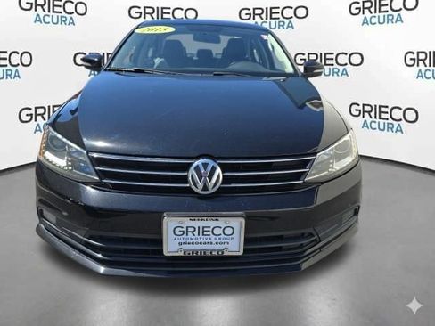 Used 2015 Volkswagen Jetta SE FWD image 2