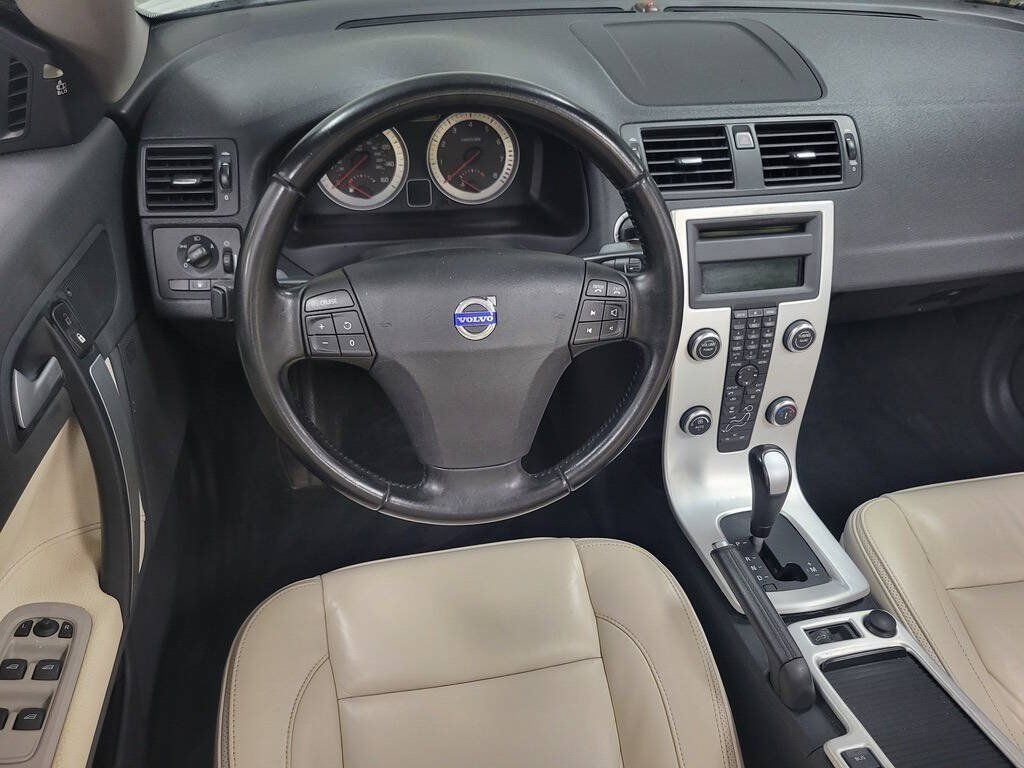 Used 2013 Volvo C70 T5 FWD image 32