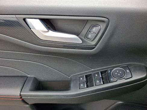 Certified 2023 Ford Escape ST-Line w/ Tech Pack #1 AWD/4WD image 13