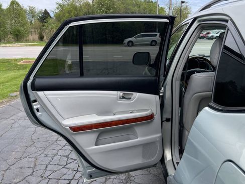 Used 2005 Lexus RX 330 AWD w/ Premium Plus Pkg image 32