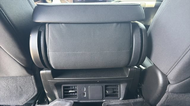 Used 2025 Chevrolet Silverado 1500 Custom AWD/4WD image 18