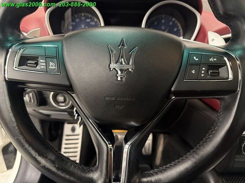 Used 2015 Maserati Ghibli S Q4 AWD/4WD image 22