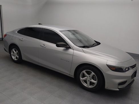 Used 2018 Chevrolet Malibu LS FWD image 11
