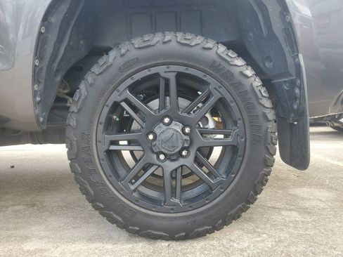 Used 2020 Toyota Tundra SR5 image 7