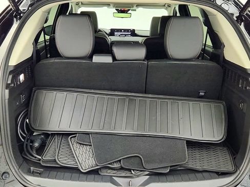 Used 2025 MAZDA CX-90 Plug-In Hybrid w/Premium Sport image 24