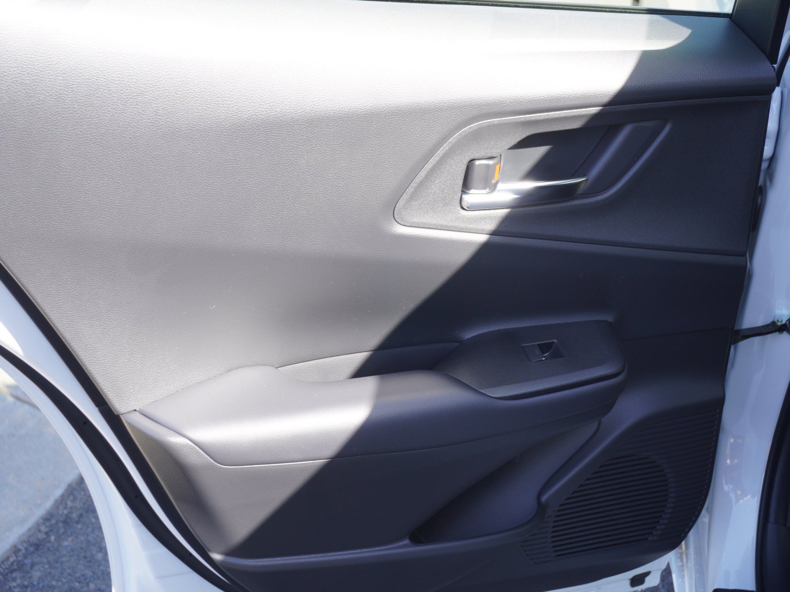 New 2027 Toyota Prius Plug-In Hybrid FWD image 12