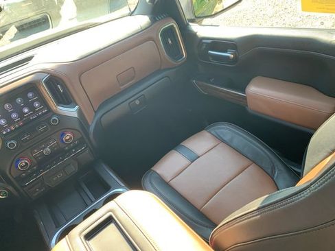 Used 2022 Chevrolet Silverado 1500 High Country AWD/4WD image 21
