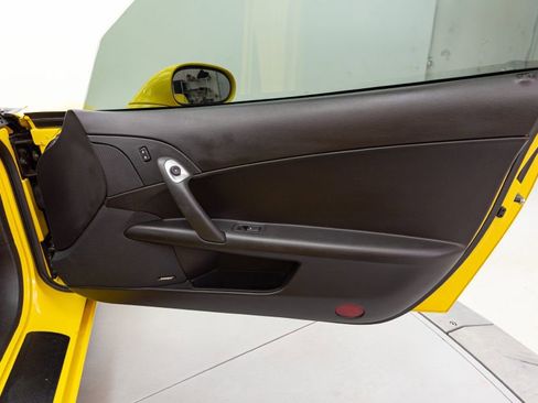 Used 2007 Chevrolet Corvette Z06 w/ Preferred Equipment Group image 36