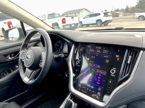 Used 2022 Subaru Legacy Premium image 38