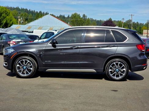 Used 2018 BMW X5 xDrive40e AWD/4WD image 9