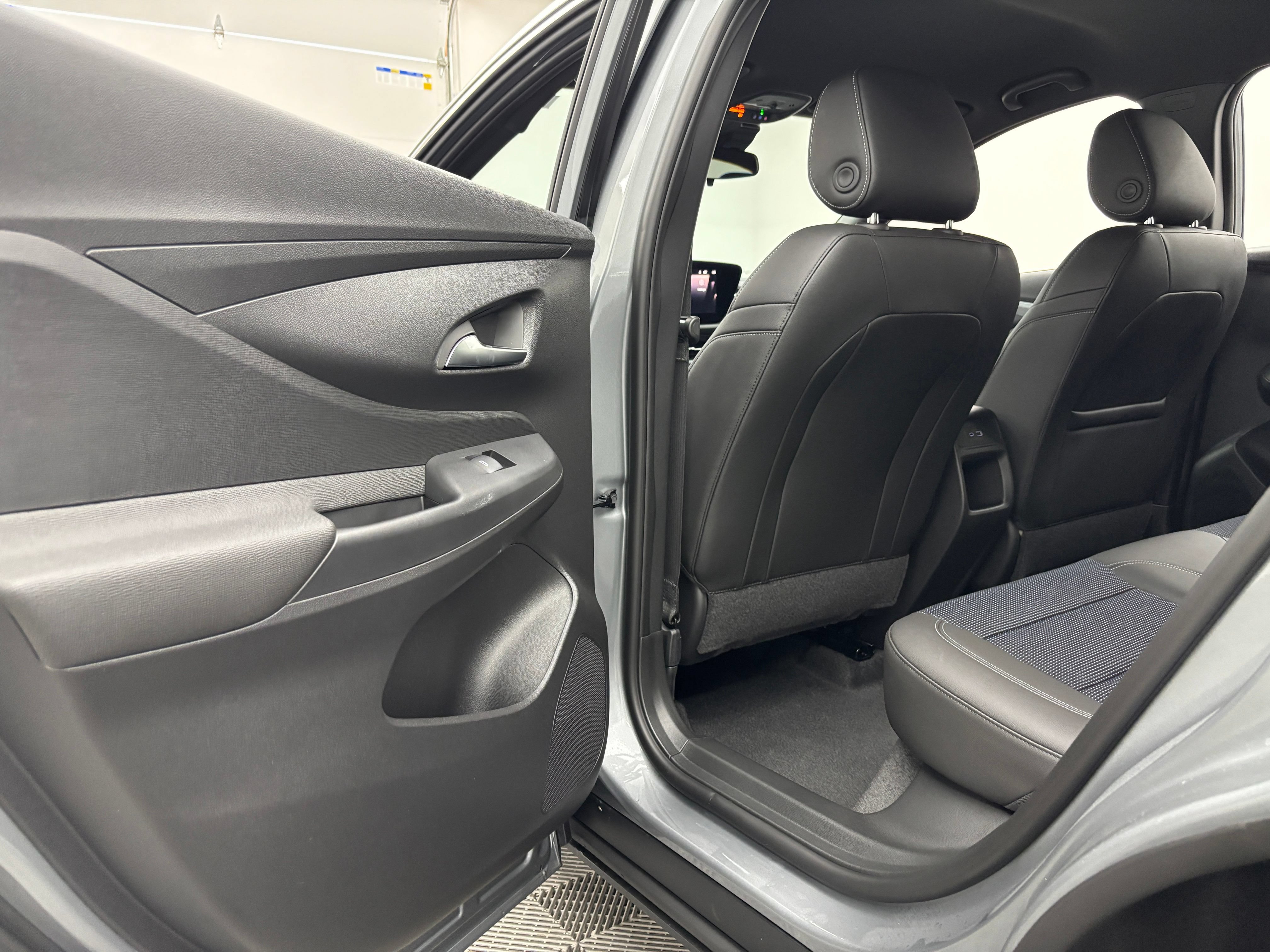 New 2026 Buick Envista Sport Touring w/ Convenience I Package FWD image 34