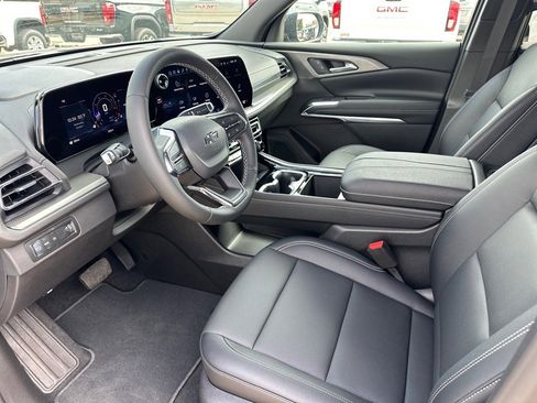 New 2026 Chevrolet Traverse LT w/ Midnight/Sport Edition image 9