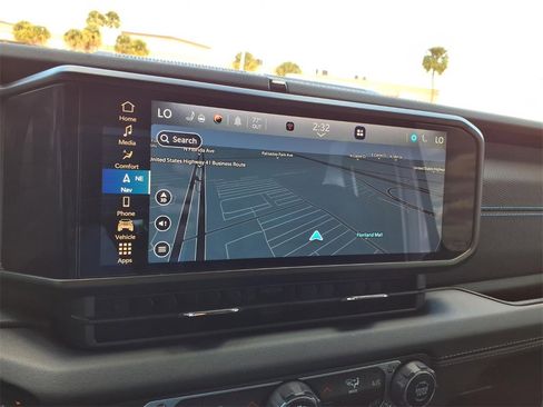 Used 2024 Jeep Wrangler Unlimited Rubicon 4xe image 34