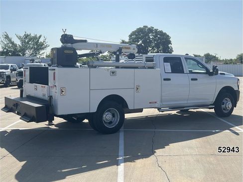 Used 2024 RAM 3500 Tradesman AWD/4WD image 2