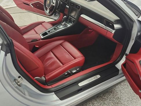 Used 2015 Porsche 911 Targa 4S image 29