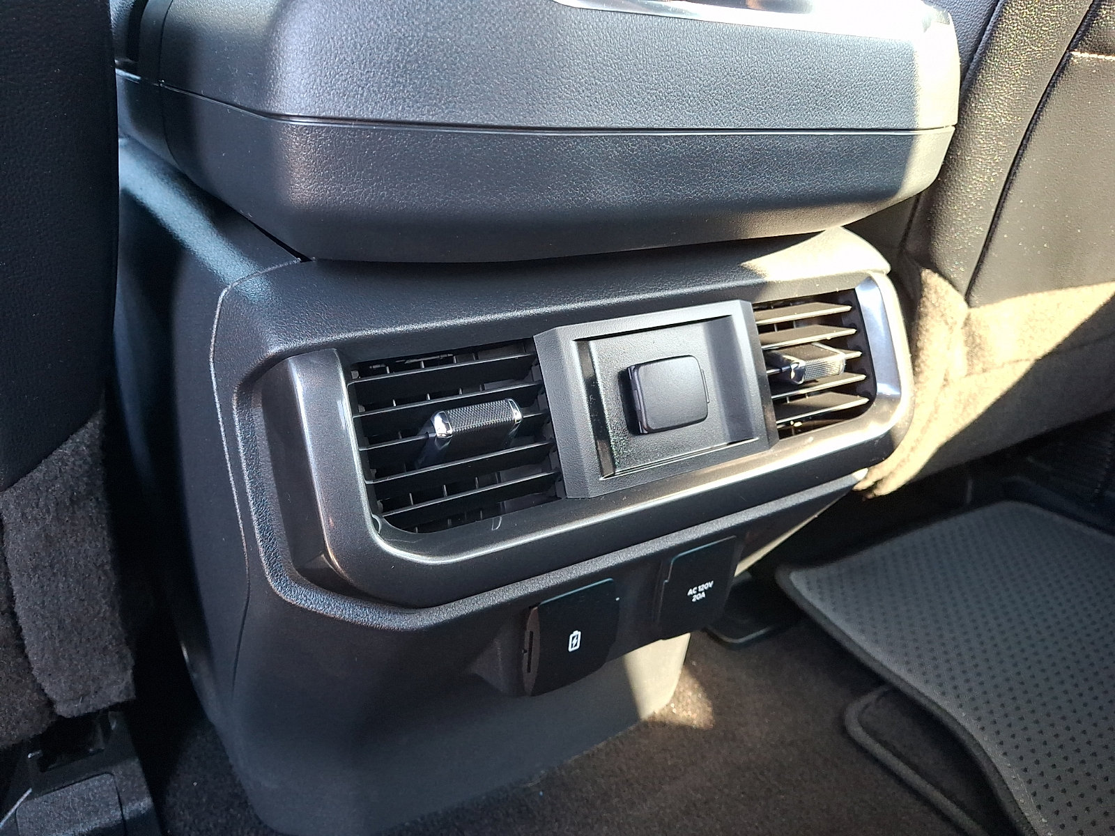 Certified 2023 Ford F150 Lariat w/ Max Trailer Tow Package AWD/4WD image 11