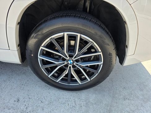Used 2023 BMW X1 xDrive28i w/ M Sport Package AWD/4WD image 18