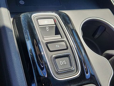 Used 2025 Honda Pilot Elite image 15