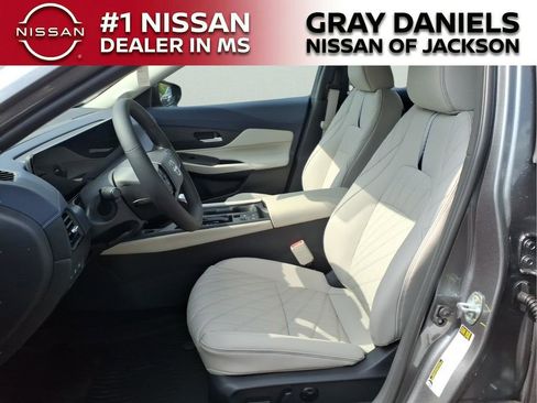New 2026 Nissan Sentra SL w/ Floor Mat Package image 23