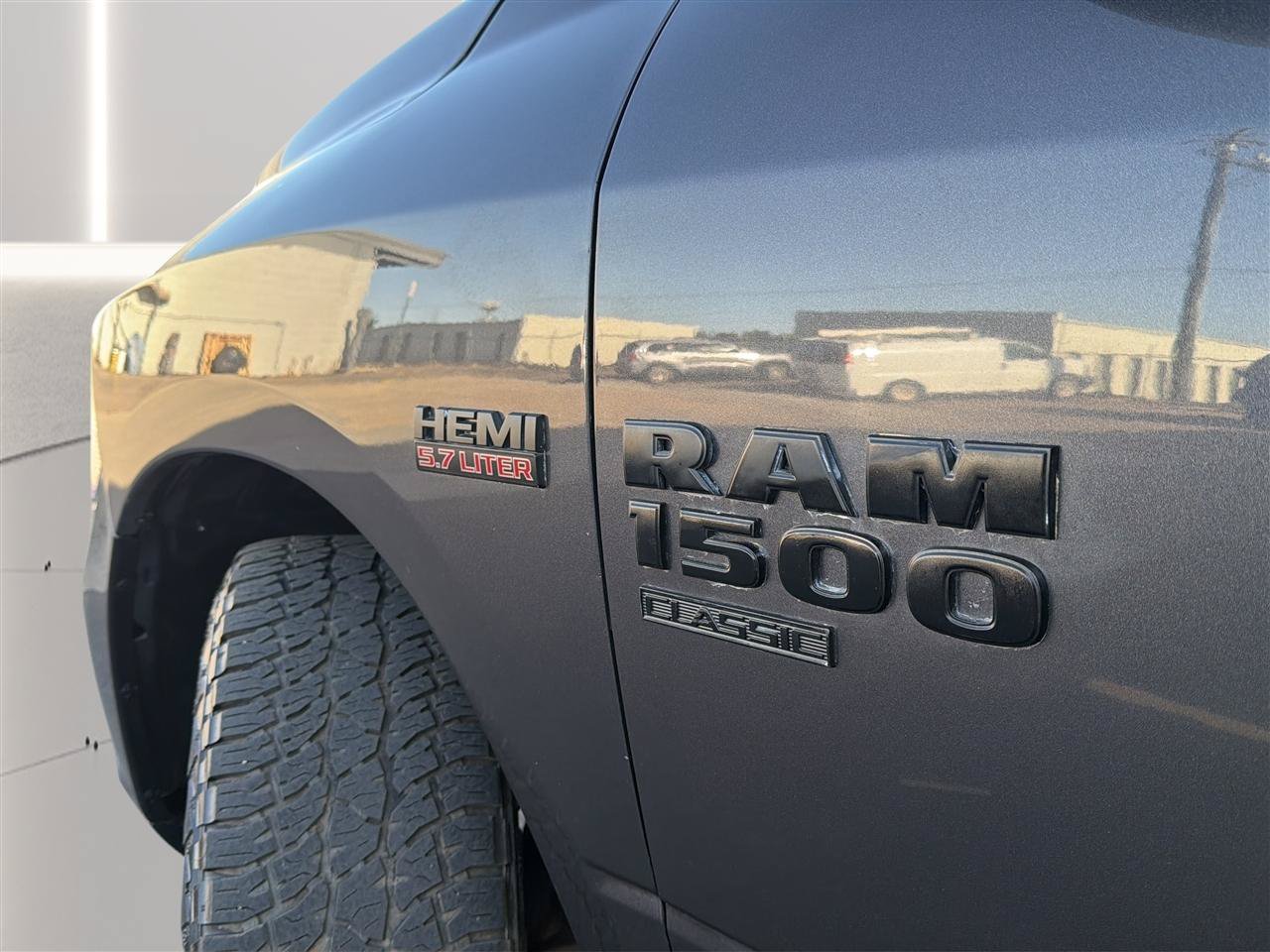 Used 2020 RAM 1500 Express w/ Express Value Package AWD/4WD image 28