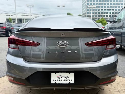 Used 2019 Hyundai Elantra SE w/ Cargo Package FWD image 6