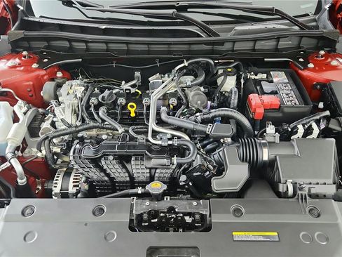 Used 2024 Nissan Altima 2.5 SR FWD image 23