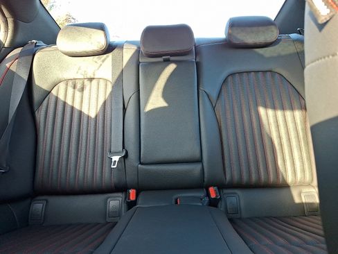 Used 2025 Genesis G70 2.5T w/ Sport Prestige Package image 19