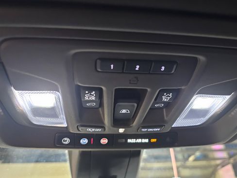 Used 2021 GMC Sierra 1500 SLT w/ SLT Premium Plus Package image 43