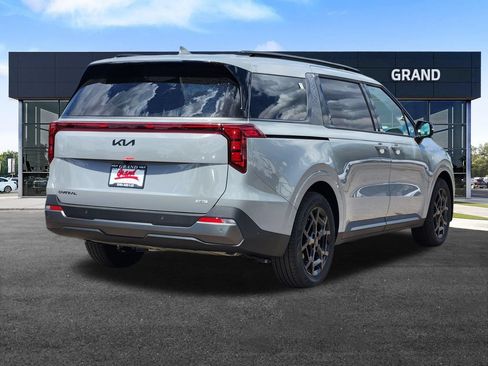 New 2027 Kia Carnival SX w/ Dark Edition Package FWD image 5