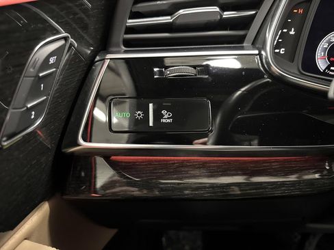 Used 2022 Audi Q7 3.0T Prestige w/ Prestige Package image 27