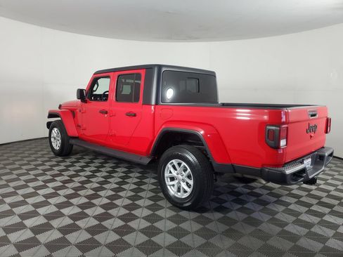 Used 2023 Jeep Gladiator Sport AWD/4WD image 6