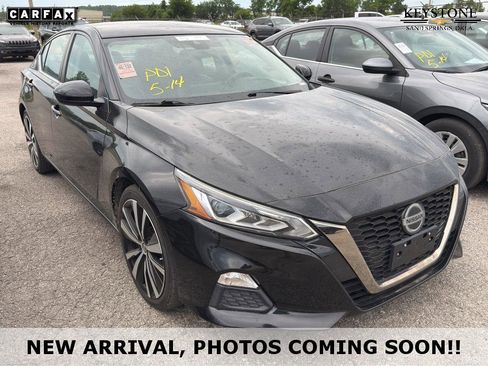 Used 2020 Nissan Altima 2.5 SR FWD image 1