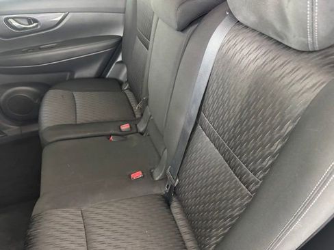 Used 2019 Nissan Rogue SV AWD/4WD image 24