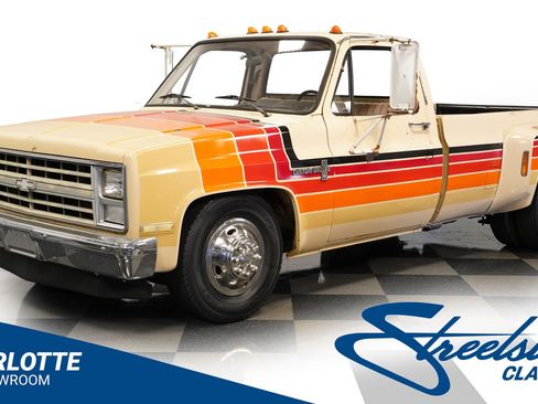 Used 1988 Chevrolet Silverado 3500 2WD Regular Cab image 1