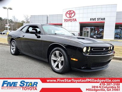Used 2016 Dodge Challenger SXT